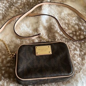 Michael Kors crossbody bag!